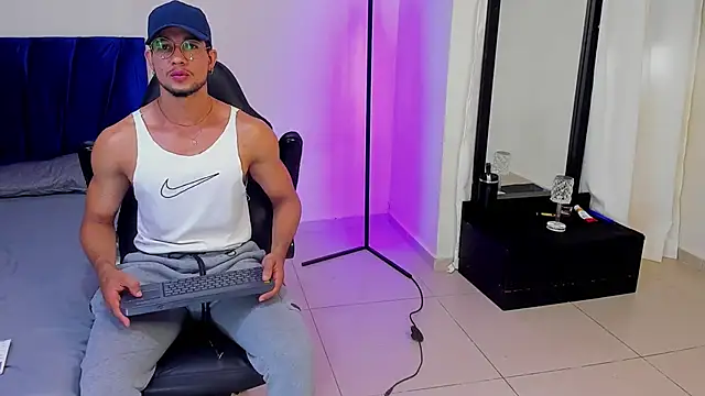 Snapshot of Nolan_joness chatting on January 2026 07:52:02 PM Nolan joness online show from January 2026 07:52:02 PM