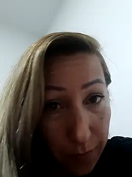 chrystal sl852 online show from February 2026 04:02:01 AM