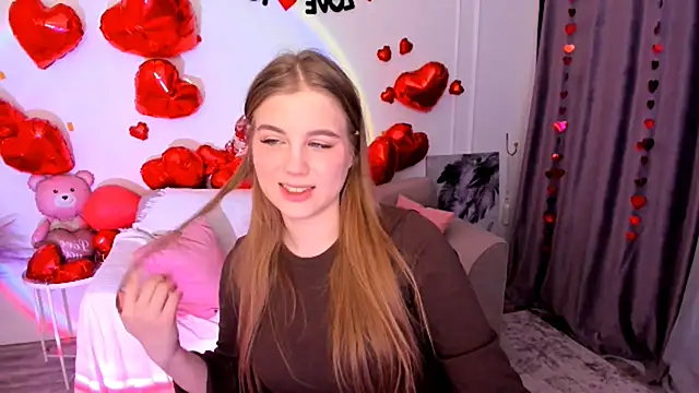 Snapshot of GoldenMirage chatting on February 2026 03:43:01 AM GoldenMirage online show from February 2026 03:43:01 AM