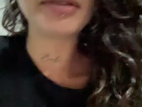 Snapshot of Dreana chatting on February 2026 01:55:01 AM Dreana online show from February 2026 01:55:01 AM