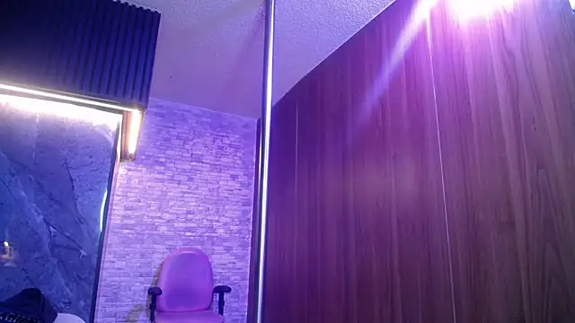 Snapshot of Belladonna_trix chatting on May 2026 08:03:02 PM Belladonna trix online show from May 2026 08:03:02 PM