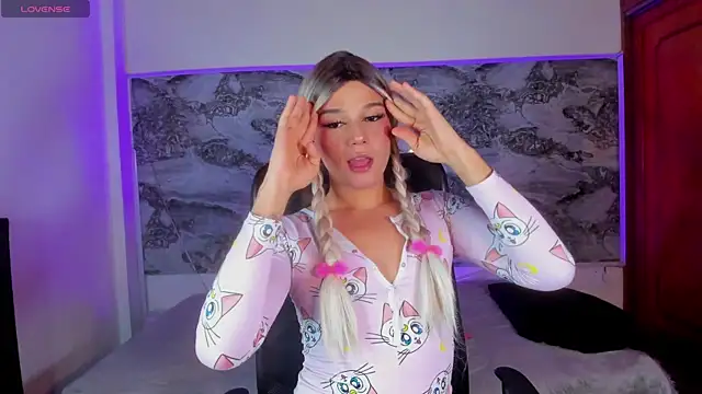 Snapshot of MISS_SAMMYROSE chatting on July 2026 03:37:01 AM MISS SAMMYROSE online show from July 2026 03:37:01 AM