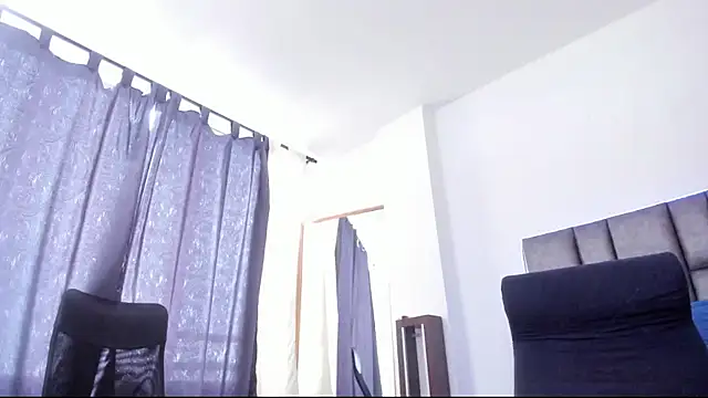 sarahhernandez online show from May 2026 02:02:01 PM
