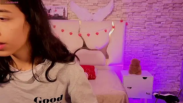 Snapshot of Joselyn_tay chatting on February 2026 11:57:02 AM Joselyn tay online show from February 2026 11:57:02 AM