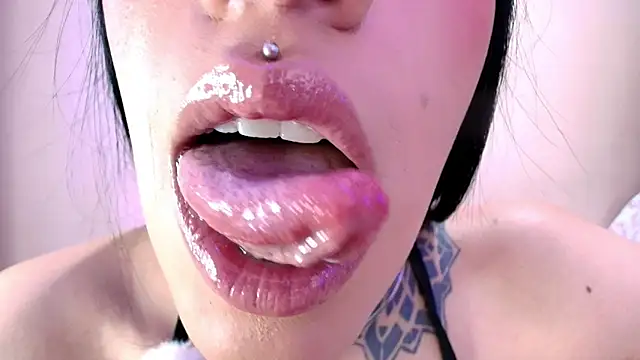catte jensen online show from May 2026 05:04:02 AM