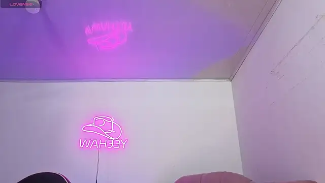 ISABELA TAY online show from April 2026 11:37:01 AM