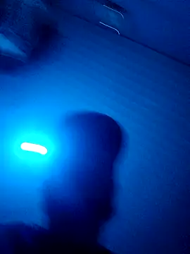 Snapshot of hotguy71000 chatting on November 2025 07:56:01 PM hotguy71000 online show from November 2025 07:56:01 PM