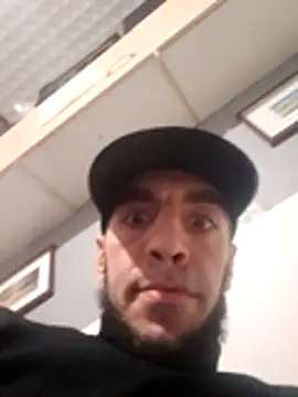 Snapshot of hotguy71000 chatting on December 2025 04:46:01 PM hotguy71000 online show from December 2025 04:46:01 PM