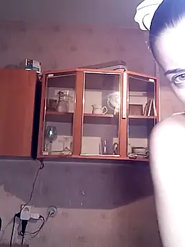 JhonSHelBy7LuNa online show from February 2026 07:12:01 PM