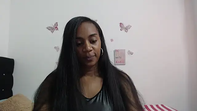 AishaOwens online show from November 2025 07:12:01 PM