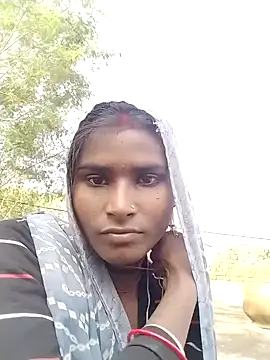 Big Lovexx online show from November 2025 04:21:01 AM