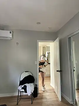 Snapshot of ymfg69 chatting on February 2026 09:57:02 PM ymfg69 online show from February 2026 09:57:02 PM