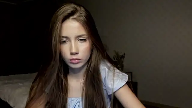 Aurora Glow21 online show from November 2025 11:16:02 AM