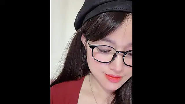 MiCandy-Lovee online show from November 2025 06:08:01 PM