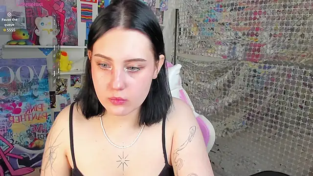 Snapshot of hey_tessa chatting on November 2025 11:10:02 AM hey tessa online show from November 2025 11:10:02 AM