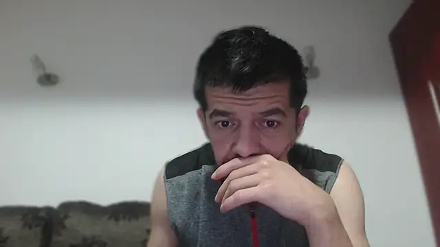 Snapshot of Dale_E chatting on January 2025 11:34:02 PM Dale E online show from January 2025 11:34:02 PM