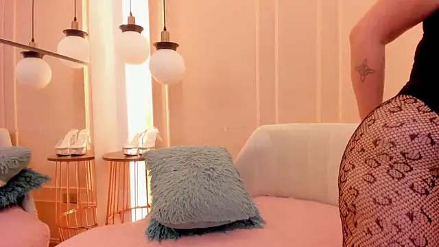 Snapshot of CarolinnaSaenz chatting on March 2026 11:22:02 AM CarolinnaSaenz online show from March 2026 11:22:02 AM