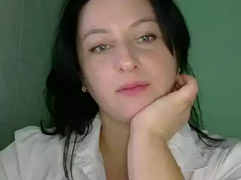 Snapshot of MelinaAx chatting on March 2026 08:42:01 AM MelinaAx online show from March 2026 08:42:01 AM