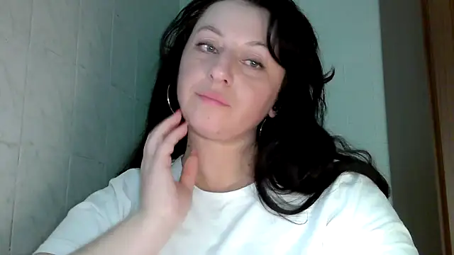 Snapshot of MelinaAx chatting on March 2026 09:51:02 PM MelinaAx online show from March 2026 09:51:02 PM