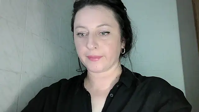 Snapshot of MelinaAx chatting on June 2026 07:50:01 PM MelinaAx online show from June 2026 07:50:01 PM
