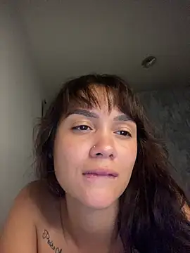 carolsapequinha online show from May 2026 03:00:02 AM