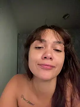 carolsapequinha online show from May 2026 11:27:02 AM
