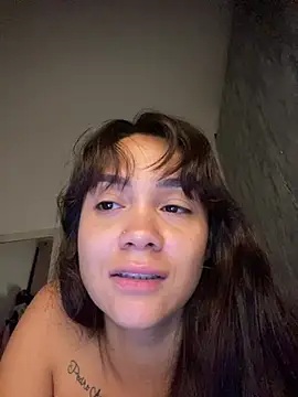 carolsapequinha online show from May 2026 07:50:01 AM