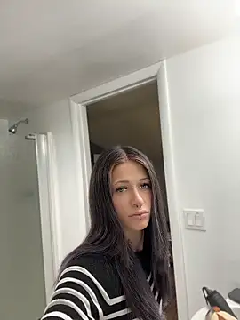 AshenRoe online show from May 2026 09:31:02 PM