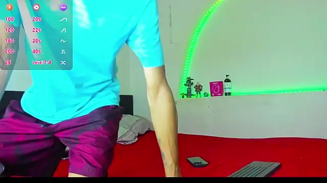 kaiborman00 online show from February 2026 03:16:02 AM