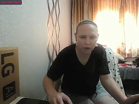 JenniDeep online show from November 2025 07:58:01 AM