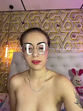 Snapshot of MelanyyJhonson15 chatting on March 2026 02:06:02 AM MelanyyJhonson15 online show from March 2026 02:06:02 AM