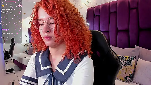 Snapshot of avrilwaynee chatting on November 2025 12:27:02 PM avrilwaynee online show from November 2025 12:27:02 PM