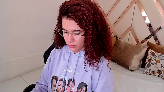 Snapshot of avrilwaynee chatting on January 2026 11:56:02 AM avrilwaynee online show from January 2026 11:56:02 AM