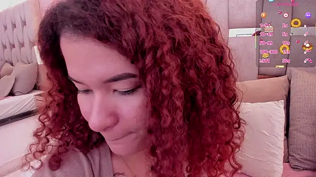 Snapshot of avrilwaynee chatting on February 2026 12:58:02 PM avrilwaynee online show from February 2026 12:58:02 PM