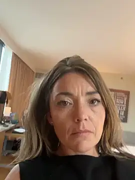 Snapshot of miatate chatting on February 2026 09:53:01 PM miatate online show from February 2026 09:53:01 PM