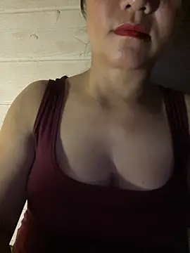 Diana-sexyy online show from May 2026 03:29:01 PM