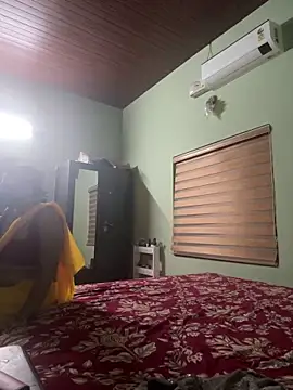 Snapshot of naughty_squard chatting on November 2025 05:12:01 PM naughty squard online show from November 2025 05:12:01 PM