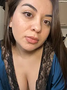 Lovynna online show from February 2026 08:39:01 PM