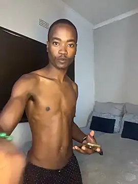 Snapshot of Boytoy_BigD chatting on December 2025 09:22:01 PM Boytoy BigD online show from December 2025 09:22:01 PM