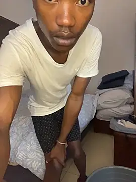 Snapshot of Boytoy_BigD chatting on December 2025 09:51:02 AM Boytoy BigD online show from December 2025 09:51:02 AM