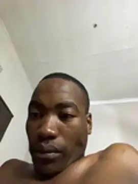 Snapshot of Boytoy_BigD chatting on January 2026 12:02:01 AM Boytoy BigD online show from January 2026 12:02:01 AM