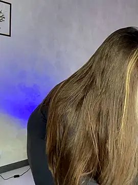 Snapshot of Melody_sol chatting on January 2026 03:21:01 AM Melody sol online show from January 2026 03:21:01 AM