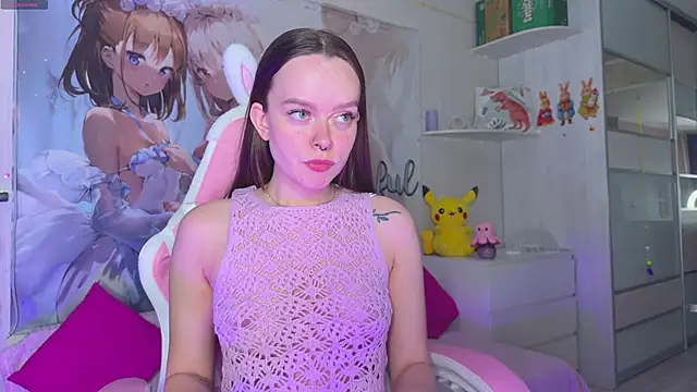 Snapshot of CheekySashaCharm chatting on April 2026 12:51:02 PM CheekySashaCharm online show from April 2026 12:51:02 PM