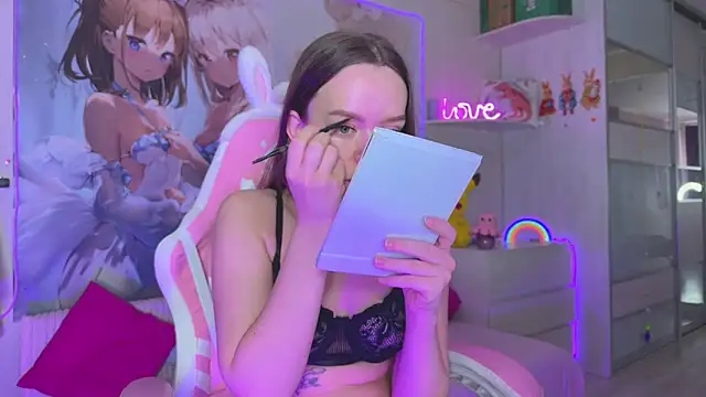 Snapshot of CheekySashaCharm chatting on May 2026 07:56:02 AM CheekySashaCharm online show from May 2026 07:56:02 AM