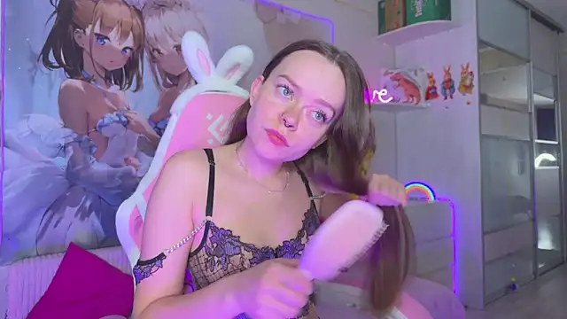 Snapshot of CheekySashaCharm chatting on May 2026 08:43:02 AM CheekySashaCharm online show from May 2026 08:43:02 AM