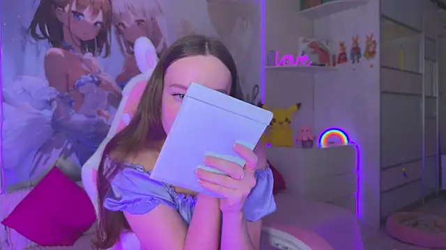 CheekySashaCharm online show from July 2026 12:47:02 PM