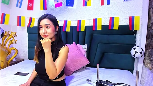 VictoriaRouge  online show from June 2026 09:12:01 PM