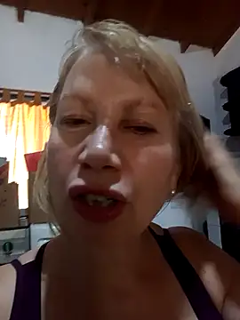 Snapshot of SexyMilf1211 chatting on February 2026 03:00:02 PM SexyMilf1211 online show from February 2026 03:00:02 PM