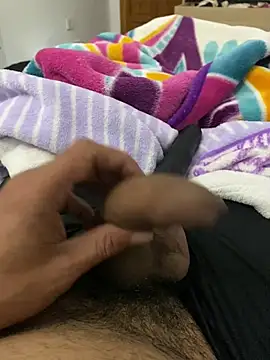 sweetblacky87 online show from April 2026 08:18:01 PM