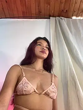 catalinaruiz  online show from June 2026 06:38:01 PM